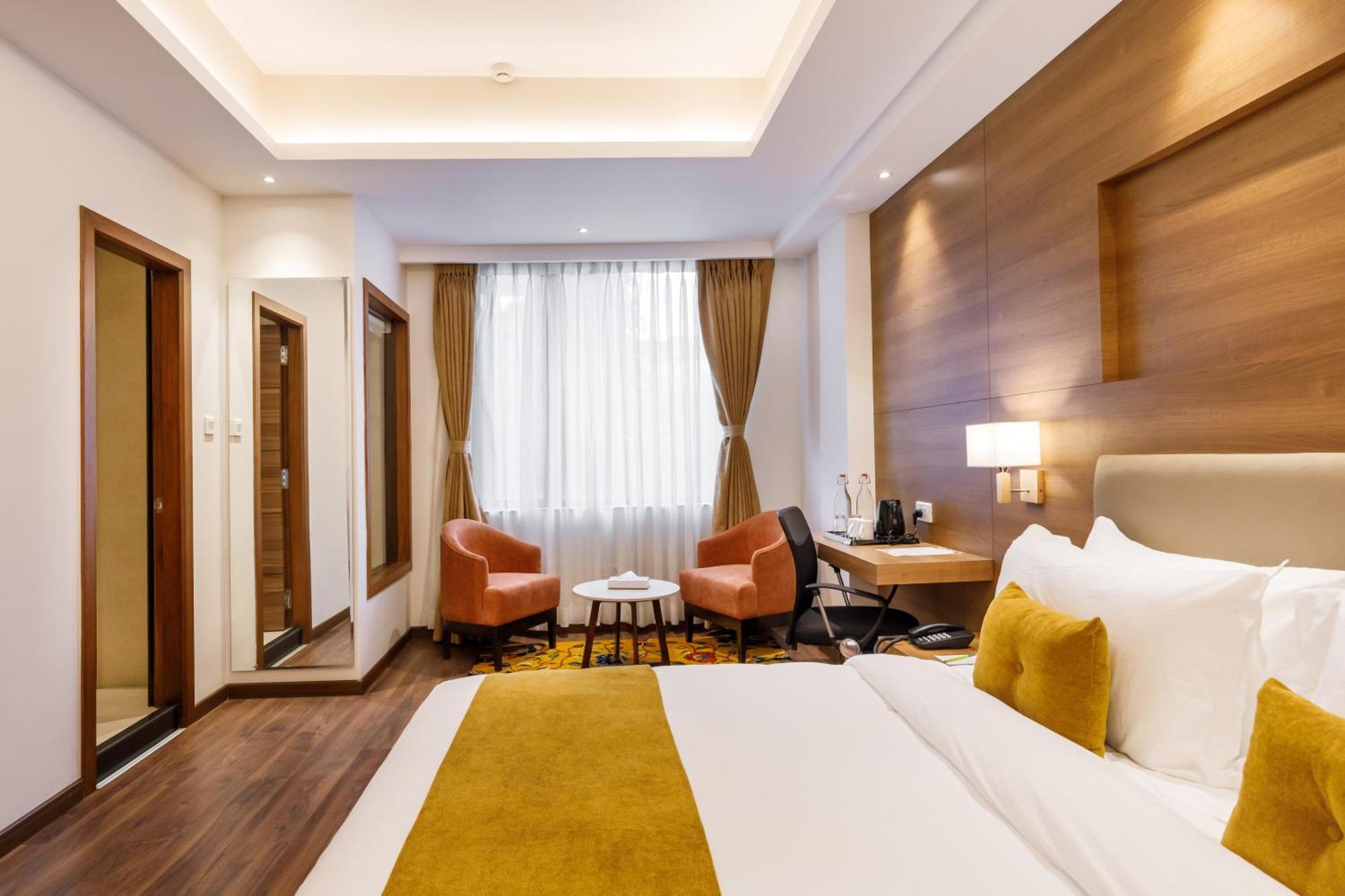 Hotel Thrive, A Tropical Courtyard Kathmandu Kamer foto
